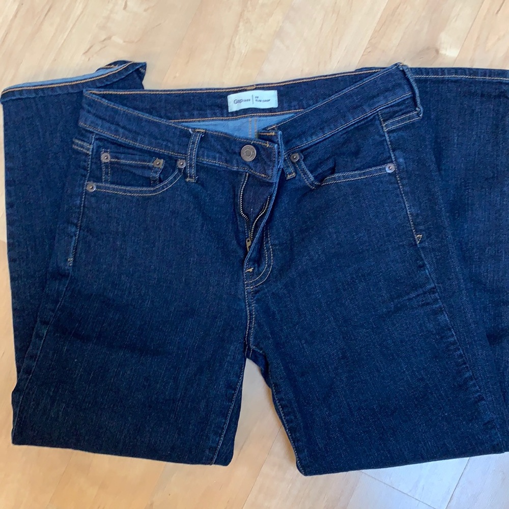 Gap slim crop size 28 jeans